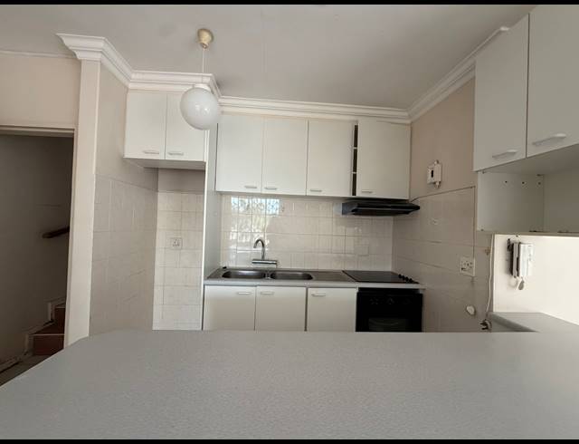4 BEDROOM HOUSE FOR SALE IN BALLITO CENTRAL